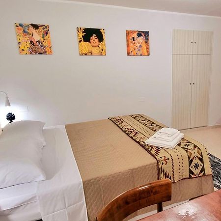 Porta Terra Apartment تْشيفالو المظهر الخارجي الصورة